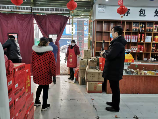 【亚博推荐】第一次见男票妈妈,竟是光着身子(图4) 亚博推荐